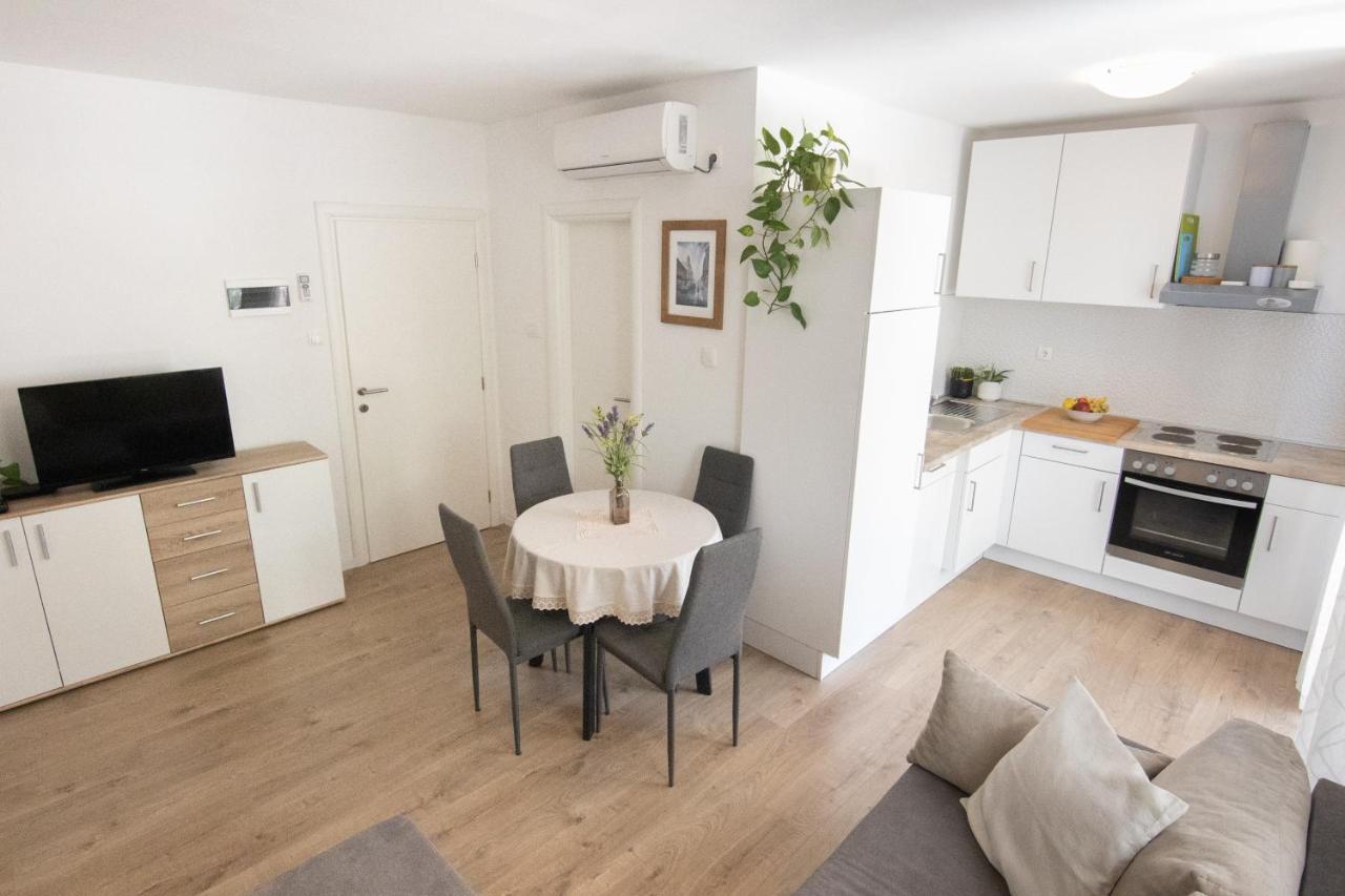 Apartman Grepo Makarska Bagian luar foto