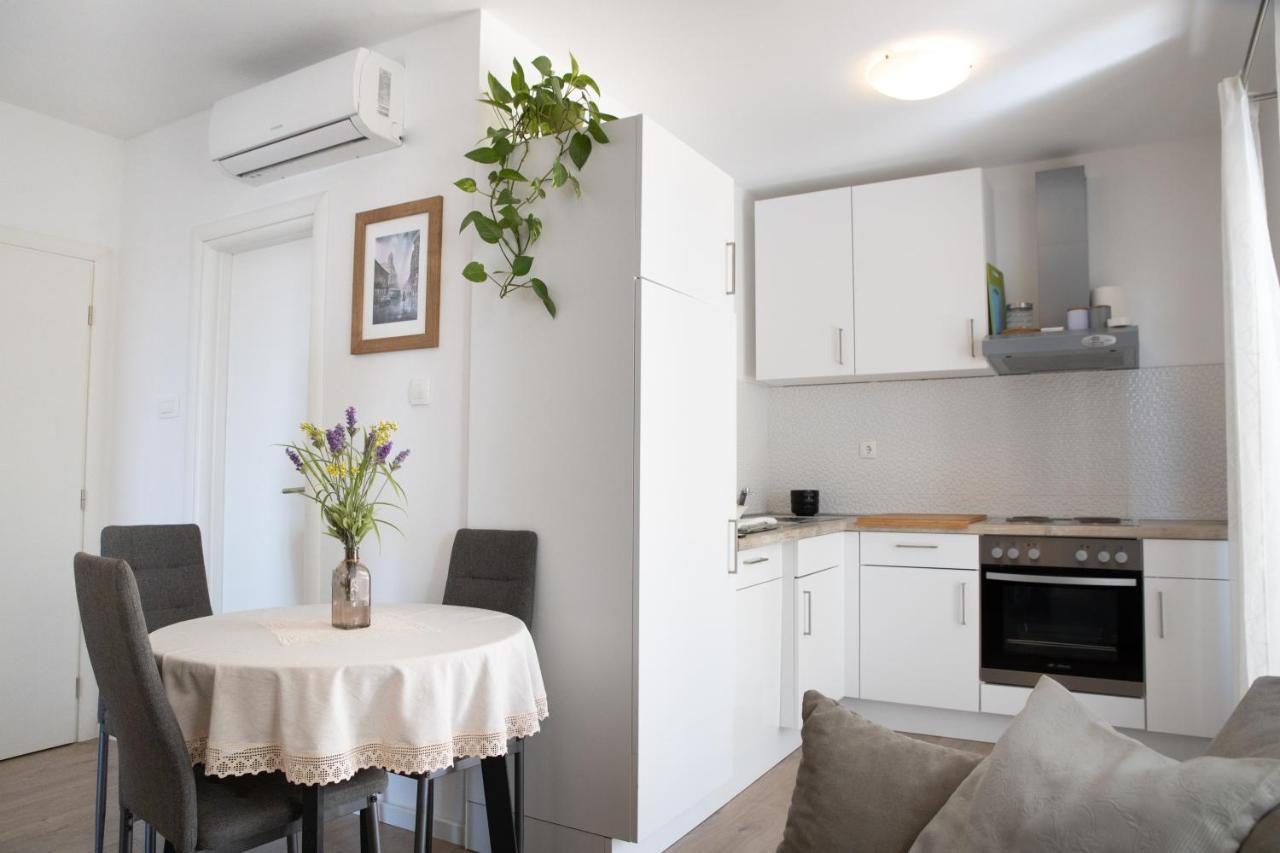Apartman Grepo Makarska Bagian luar foto